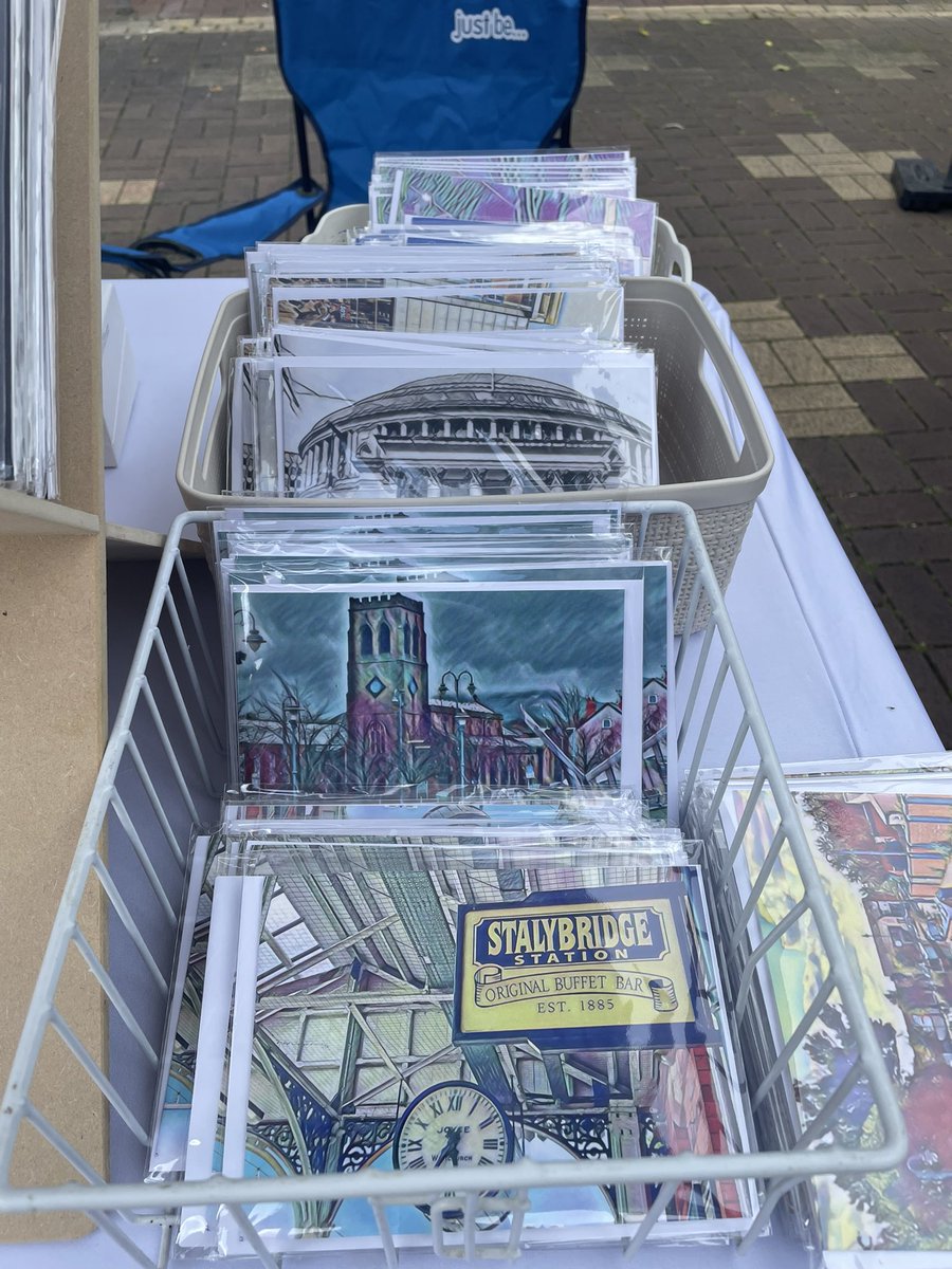 StalycraftDesi1's tweet photo. Thank you for everyone who purchased from me or stopped by last weekend in #stalybridge #artisanfairs #tameside will be at the next one in civic hall July stay tuned https://t.co/yDOviRXCv3