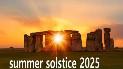 lestersbonnet's tweet photo. Happy happy Summer Solstice to you, Will, Fitz, and Maggie @chriscolfer Sending love, light, and happiness. Love you bunches 💗📚🤗🏳️‍🌈
#itssummer
#SummerSolstice2025 https://t.co/bZLwMMwqOg