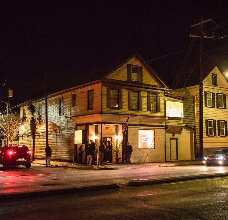 The Day the Music Died (Temporarily) - The Commodore in Charleston, SC will be closed for a few weeks starting June 23, 2025 - Charleston Daily - bit.ly/44cb2bK

#charlestonmusic #chsevents #charlestondaily
