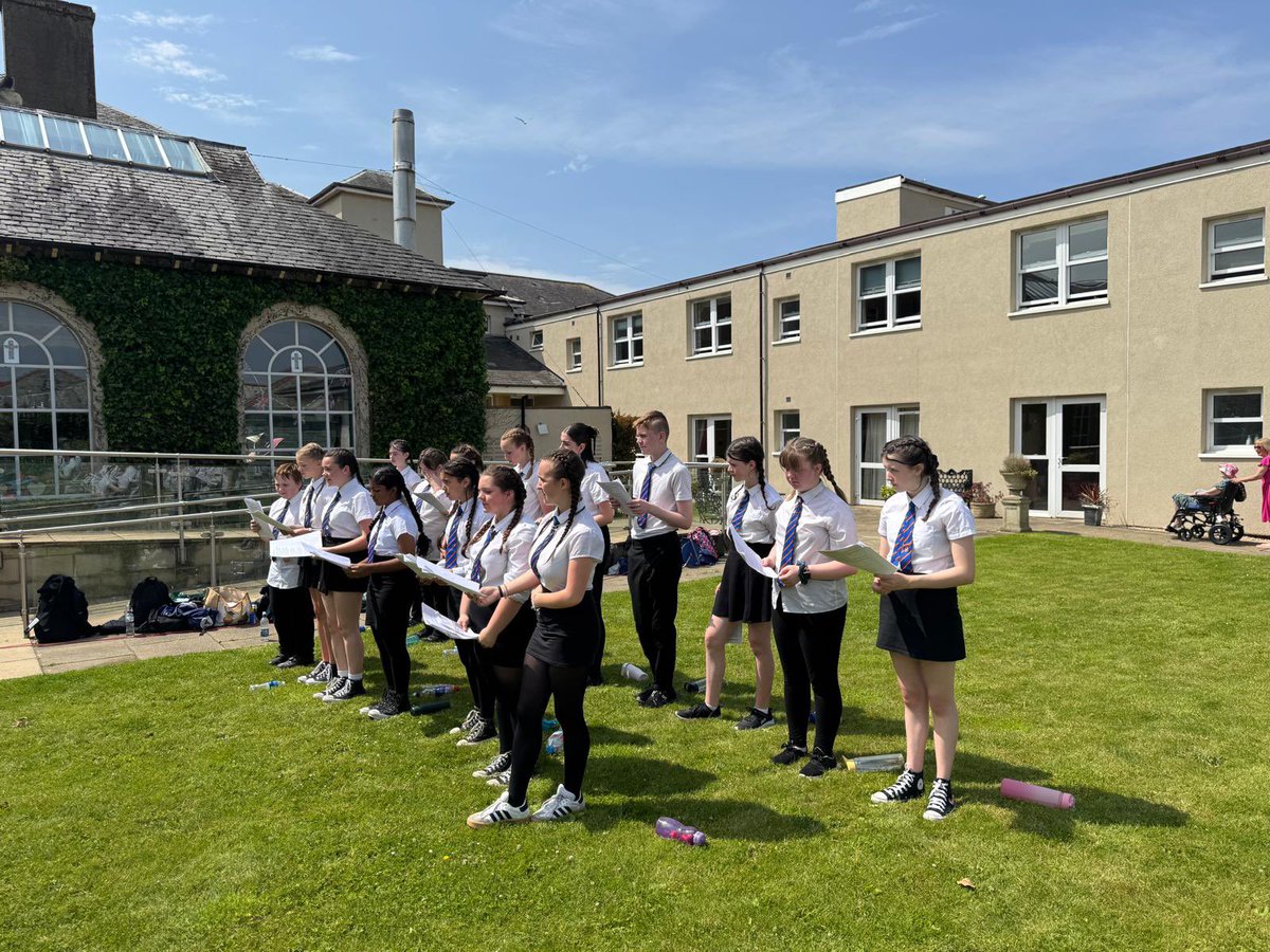 QMA Music (@musicqma) on Twitter photo Our choir helped the Creggan Bahn residents with their VE celebrations this afternoon
Dexter told residents that “it was a privilege to perform today”
Well done Abigail, Olivia and Eva for compèring and Abigail, Grace and Abbey for solos
<a href="/QMAOfficial/">QueenMargaretAcademy</a> #community #leadership Our choir helped the Creggan Bahn residents with their VE celebrations this afternoon
Dexter told residents that “it was a privilege to perform today”
Well done Abigail, Olivia and Eva for compèring and Abigail, Grace and Abbey for solos
<a href="/QMAOfficial/">QueenMargaretAcademy</a> #community #leadership