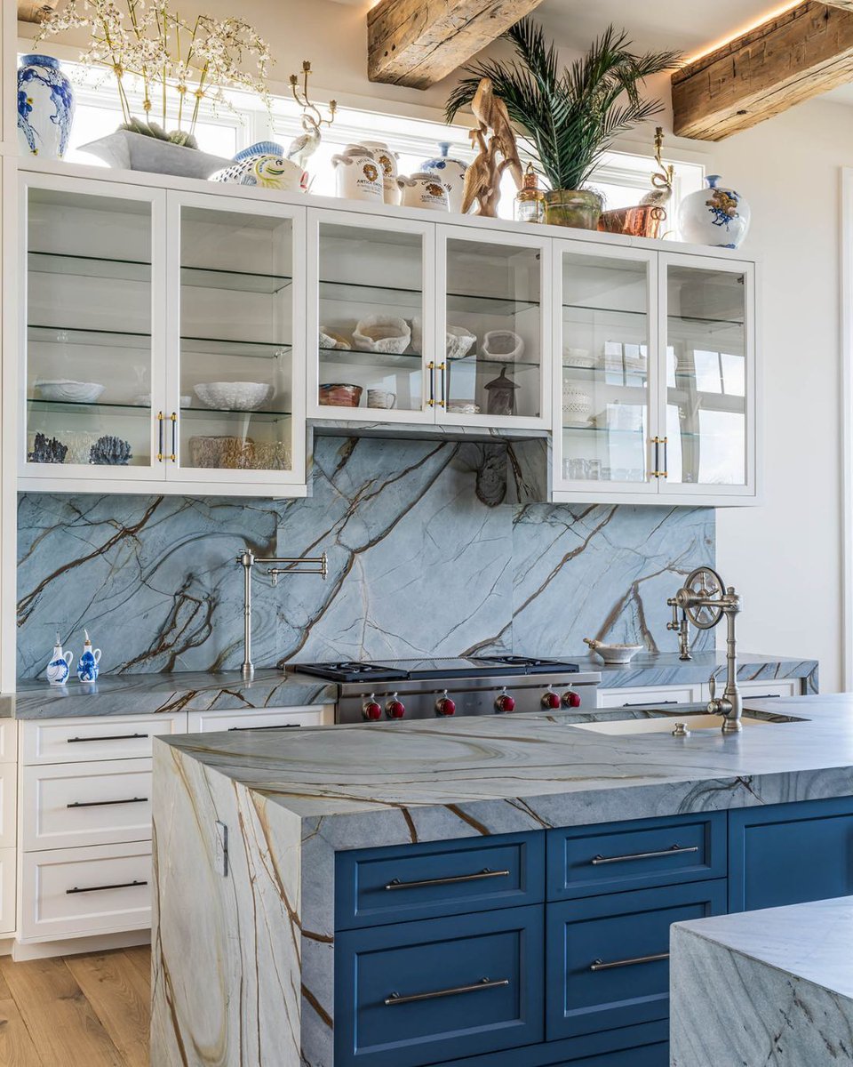 BCBHOMES's tweet image. This kitchen has us singing the blues!

#bluekitchen