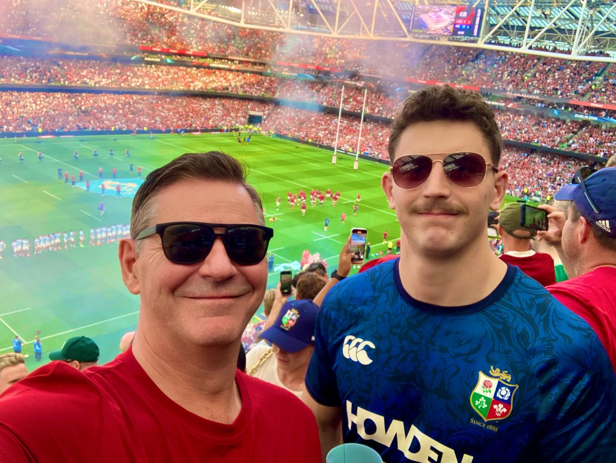 Waiting for the #lionsrugby to roar 🦁