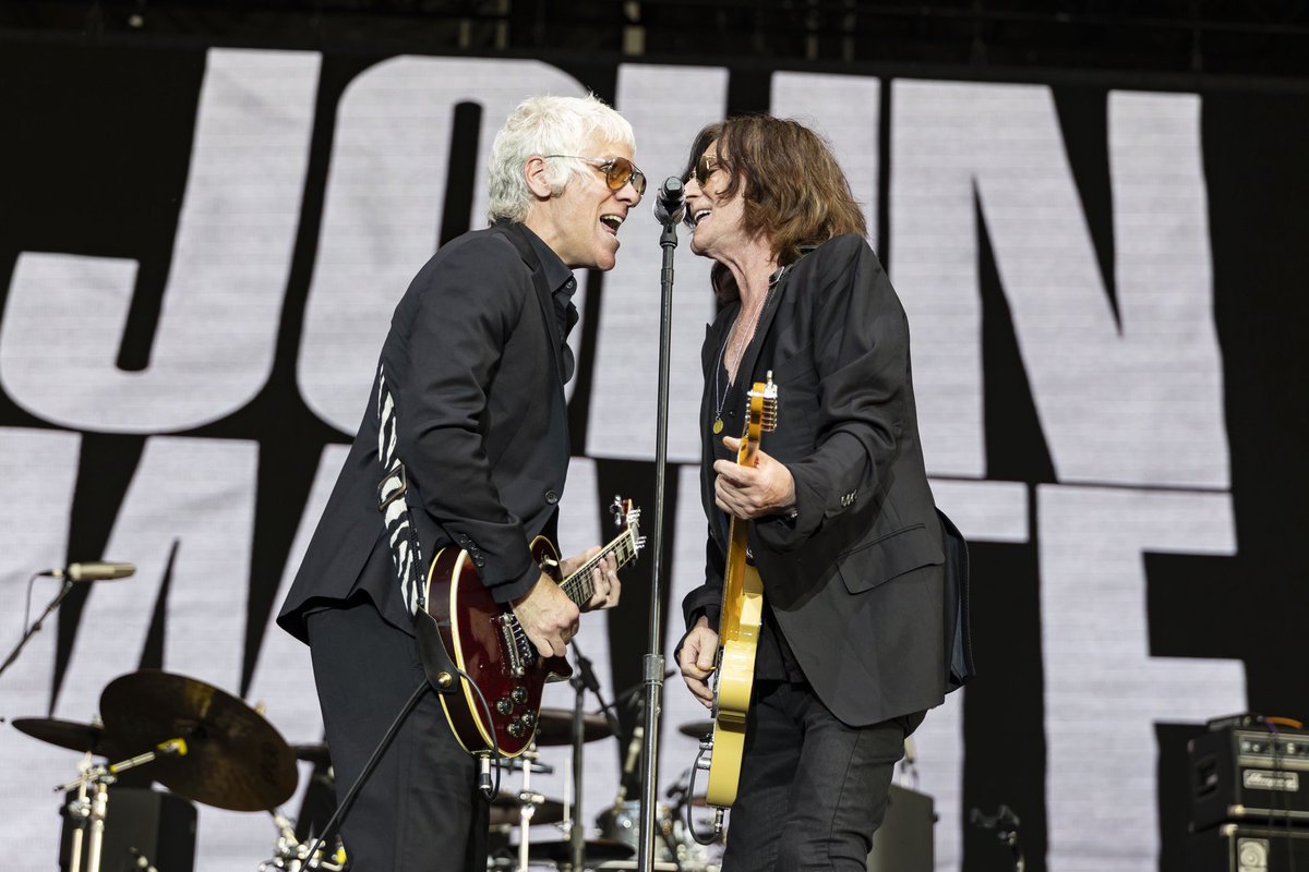 Treasure Island tweet media