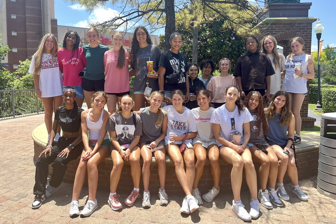 EMHSGirlsBB's tweet image. Bulldog Squad Off the Court, Still in Attack Mode 🔥🎯 — The team took the heat to the laser tag arena for some high-intensity fun and team bonding today.💥From fast breaks to laser chases, chemistry doesn’t stop in the off-season. 🔒🏀
#TeamBonding #LaserTagLegends #GoDogs!