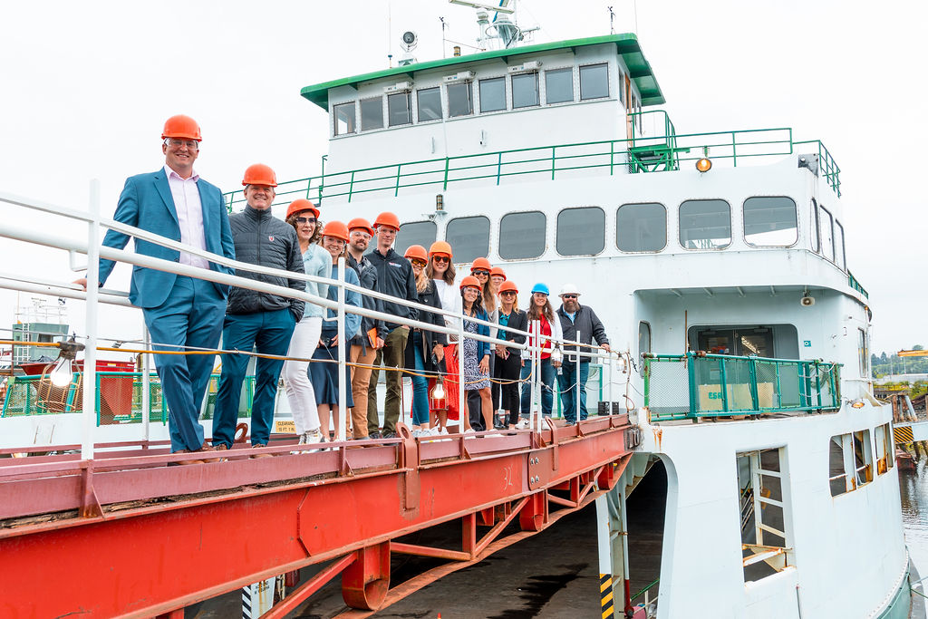 SeattlePartners's tweet image. Greater Seattle Partners toured Everett Ship Repair to see where WA’s new hybrid ferries could be built.
Keeping the $1.3B investment local (per vessel):
🔹 1,298 jobs
🔹 $131M wages
🔹 $338M business revenue
🔹 $32M in taxes
portofeverett.com/news_detail_T3…