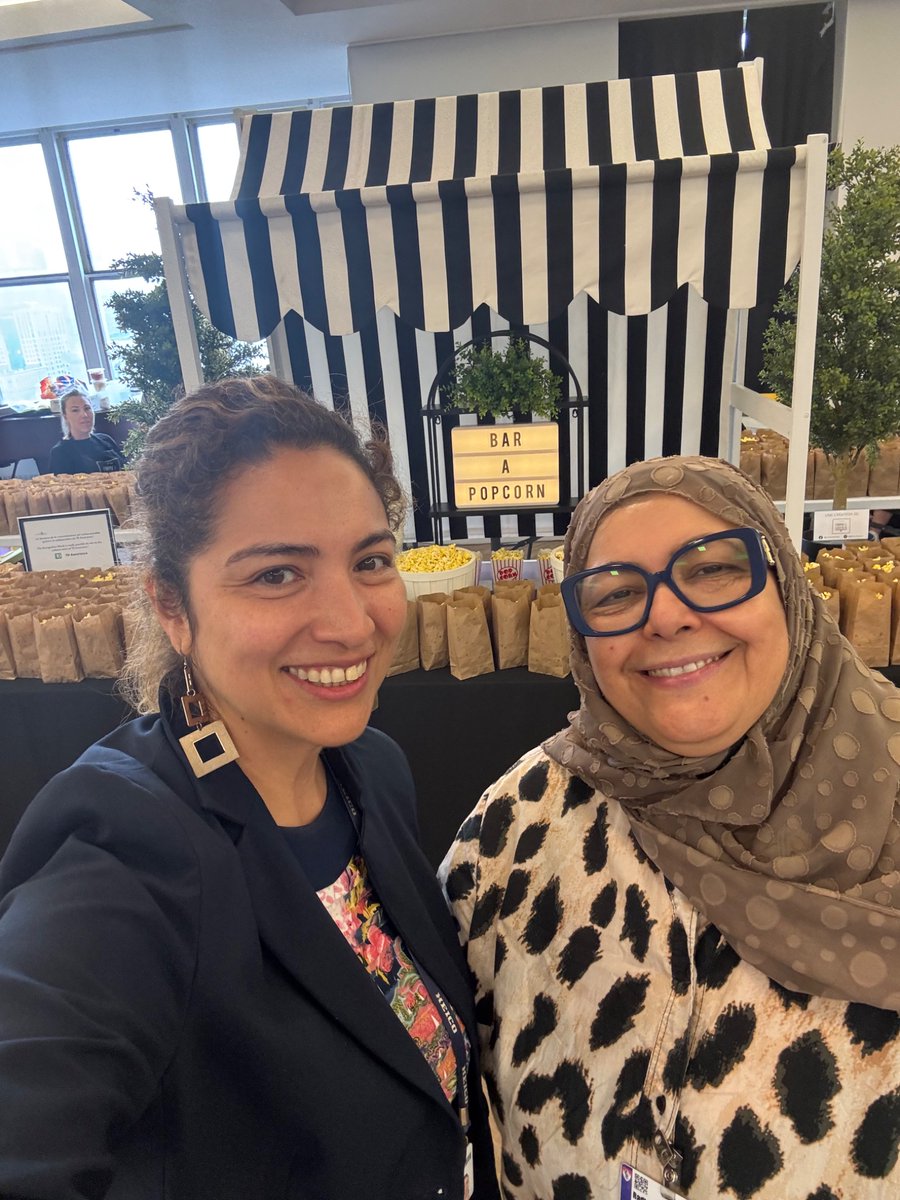 Ah, génial ! Du maïs soufflé pour la Semaine de reconnaissance des employés… Quelle générosité incroyable ! On sent vraiment que les millions de budget sont bien investis.