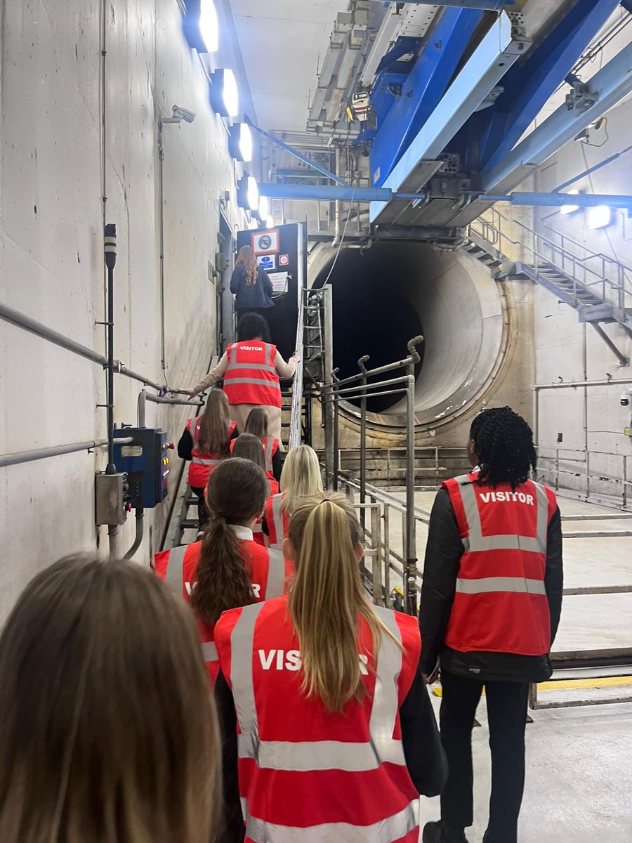 QueenMargaretAcademy tweet media