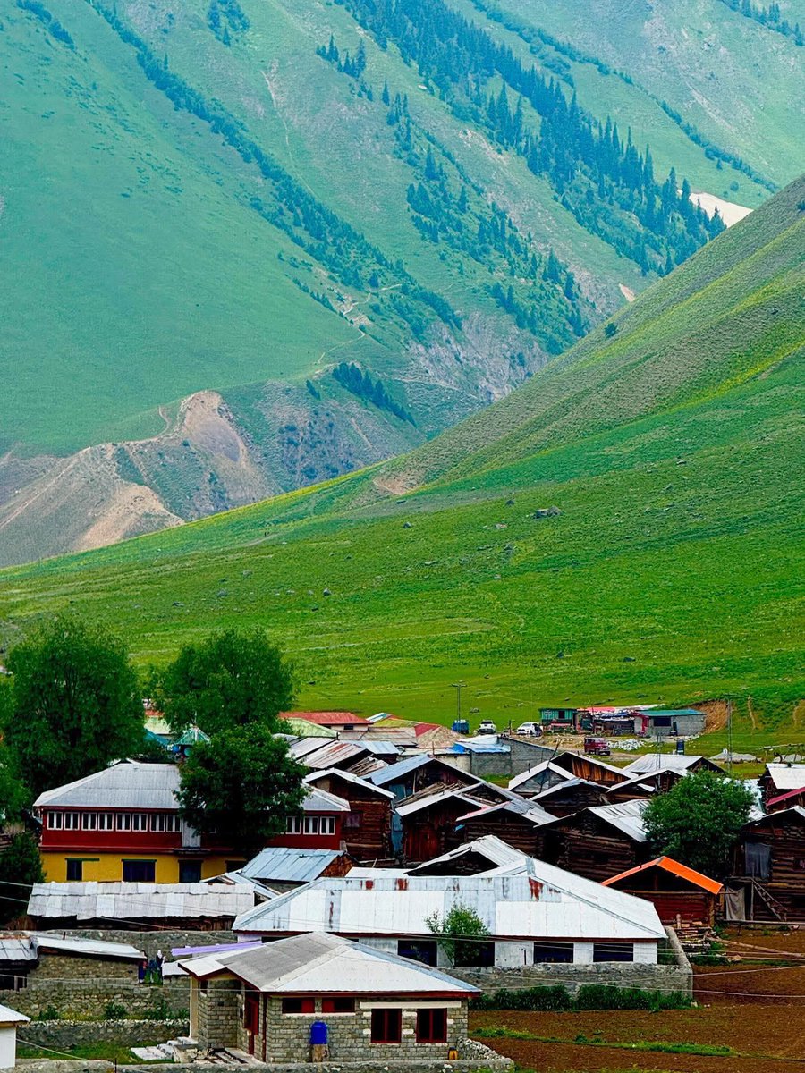 BENAZIR PALACE HOTEL & RESTAURANT GORIKOT ASTORE (@bphgkt) on Twitter photo منی مرگ استور گلگت بلتستان
Heaven on Earth
<a href="/BphGkt/">BENAZIR PALACE HOTEL & RESTAURANT GORIKOT ASTORE</a> <a href="/GBTourism_/">Gilgit Baltistan Tourism.</a> منی مرگ استور گلگت بلتستان
Heaven on Earth
<a href="/BphGkt/">BENAZIR PALACE HOTEL & RESTAURANT GORIKOT ASTORE</a> <a href="/GBTourism_/">Gilgit Baltistan Tourism.</a>