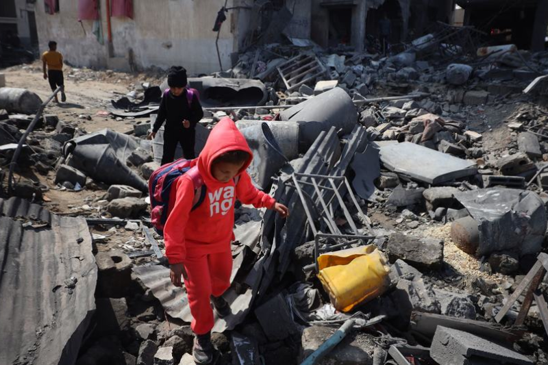 #Palestina está viviendo una serie de atrocidades por parte de Israel, entre ellos se encuentra la destrucción del 90% de los edificios escolares y universitarios de Gaza, alertó la Comisión Internacional Independiente de la <a href="/ONU_es/">Naciones Unidas</a> 
📲  tinyurl.com/mrxm6avp
 #FreePalestina