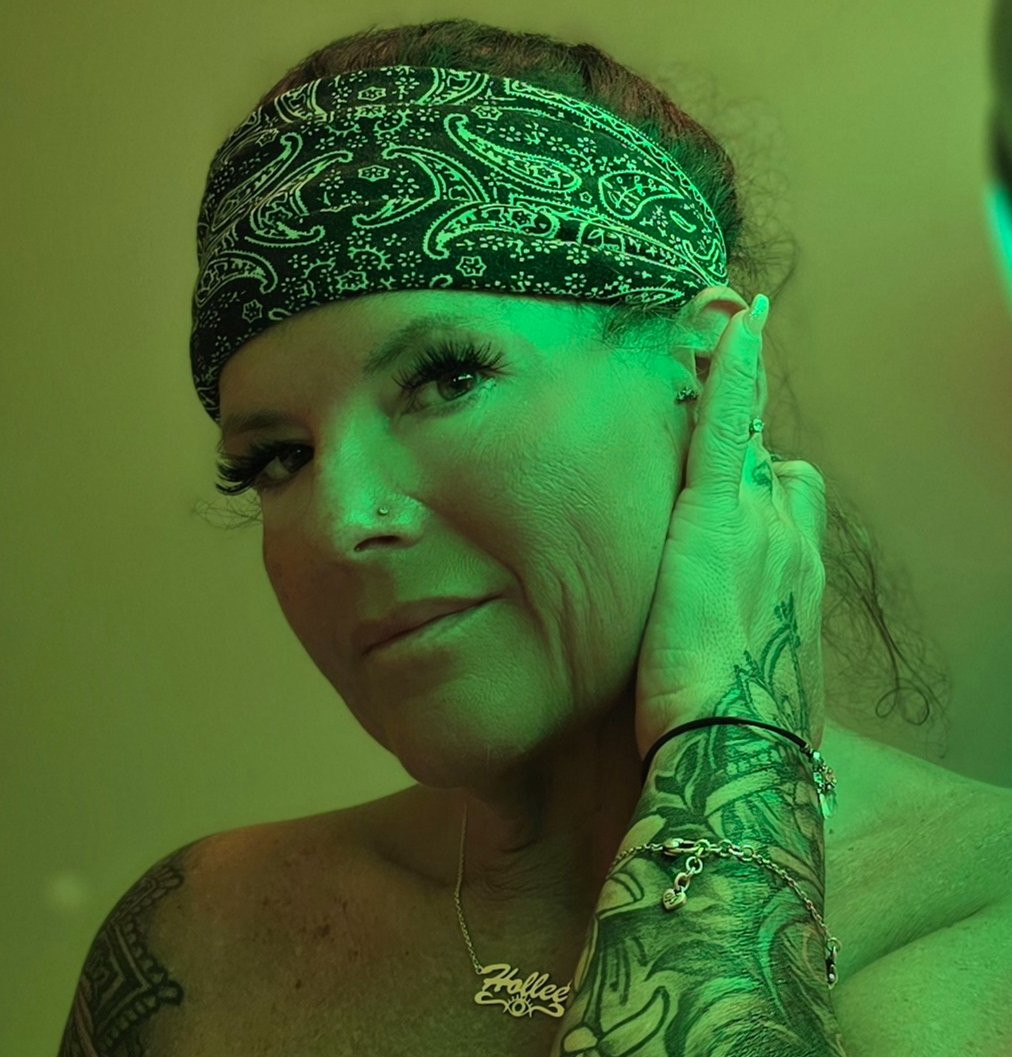 Happy Friday!  Come spend some of your weekend with me....links in bio.