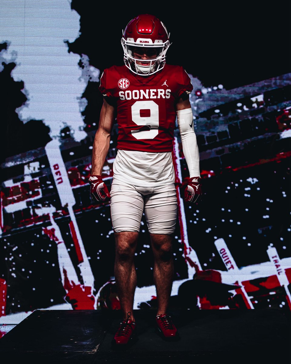 New #Sooners On3 🏈 Prediction

⭐⭐⭐ 2026 WR Dallas Dickerson
📏 6' 1" / 180
🏫 North Oconee HS (Bogart, GA) 
🎚️ 60
✍️ By Josh McCuistion
🎤⬇️ Oklahoma Recruiting Editor

Profile: on3.com/db/dallas-dick… 

#L26ENDARY
