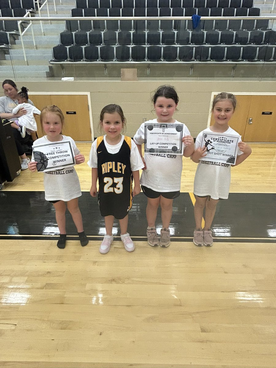🏀Group 2 (6 yr olds)Competition Winners🏀

-Left to Right-

Free Throw Competition- Julie Kate Walker
Lady Tiger Award- Marren Gafford
Lay-up Competition- Allie Hill 
Hot Shot Competition - Coleigh Waldrop