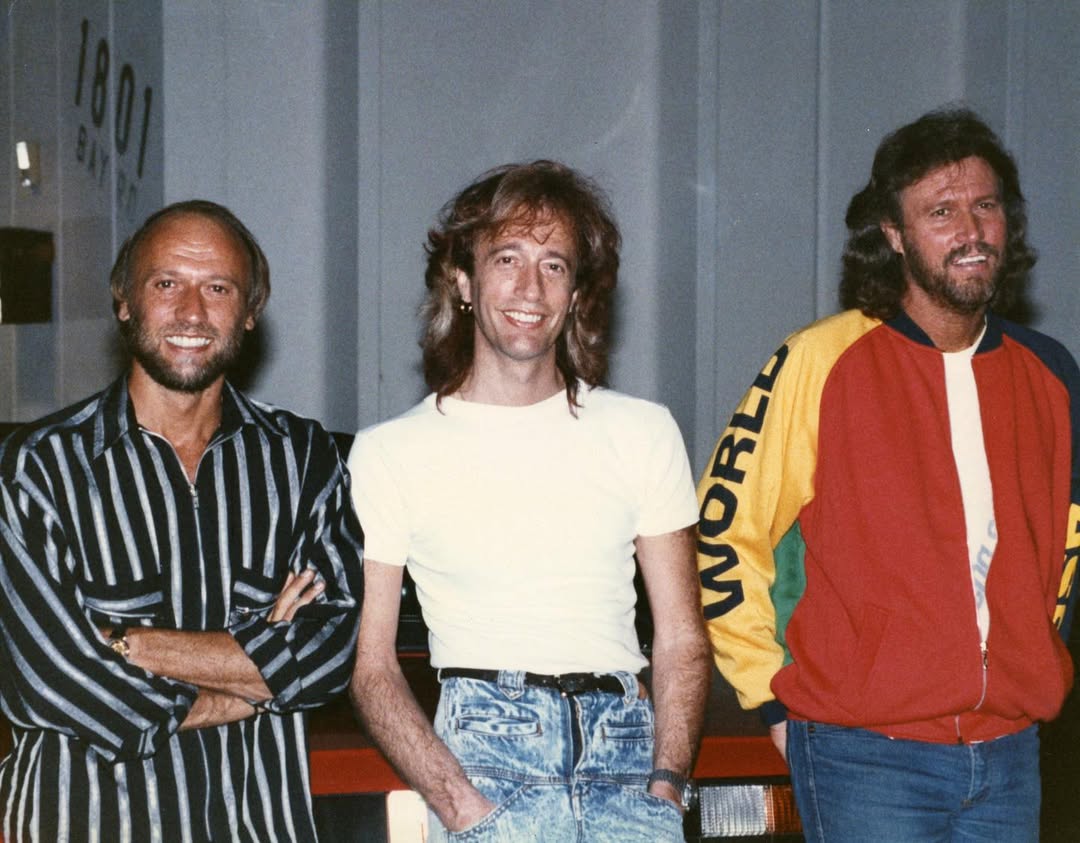 Timeless harmonies, unbreakable brotherhood. The Bee Gees defined an era, feel the legacy. 🎶 Tap ❤️ if their music still moves you.

#BeeGees #Brotherhood #MusicLegends #70sVibes #StayinAlive #IconicVoices #TimelessTunes #DiscoEra #ClassicHits #BarryGibb #RobinGibb #MauriceGibb