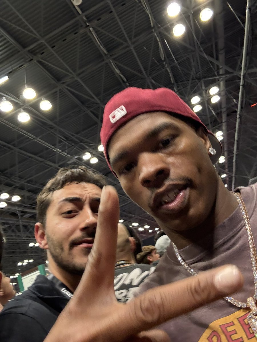 Lil Baby said to subscribe to <a href="/FiresideGiants/">Fireside Giants</a> on YouTube⬇️
bit.ly/FiresideGiants #NYGiants