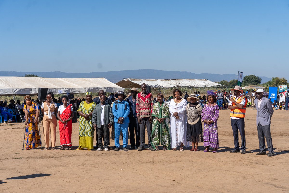 mpslswzim's tweet image. Tongogara Refugee Settlement beamed with joy today celebrating #WorldRefugeeDay2025 with compassion, empathy and solidarity. Honoring the strength and resilience of refugees, and reaffirming the Government of 🇿🇼 commitment to supporting them. #RefugeeSupport