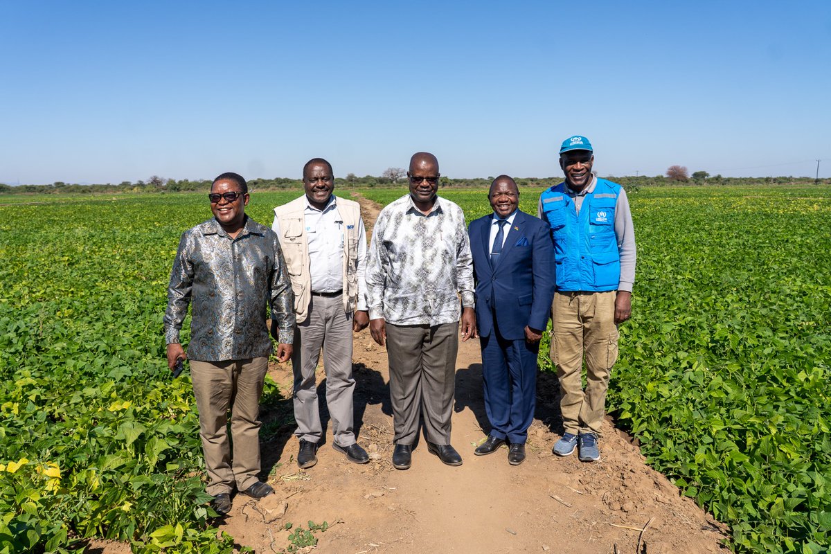 mpslswzim's tweet image. Tongogara Refugee Settlement beamed with joy today celebrating #WorldRefugeeDay2025 with compassion, empathy and solidarity. Honoring the strength and resilience of refugees, and reaffirming the Government of 🇿🇼 commitment to supporting them. #RefugeeSupport