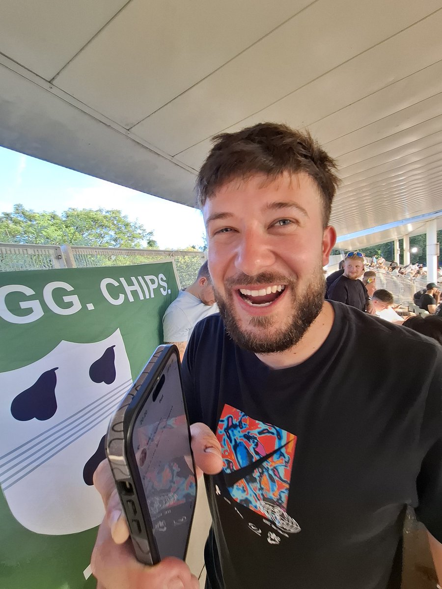 Tom #utfy tweet media