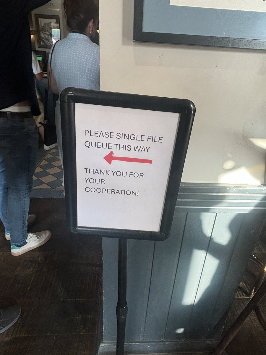 pub_queues tweet media