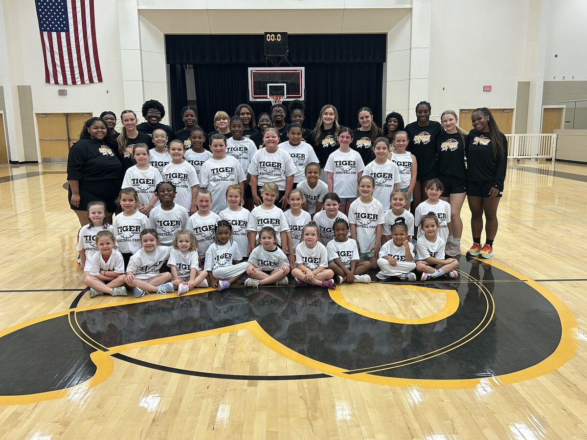 🏀2025 Lady Tiger Mini Camp🏀
🏀Start em early, raise em right🏀