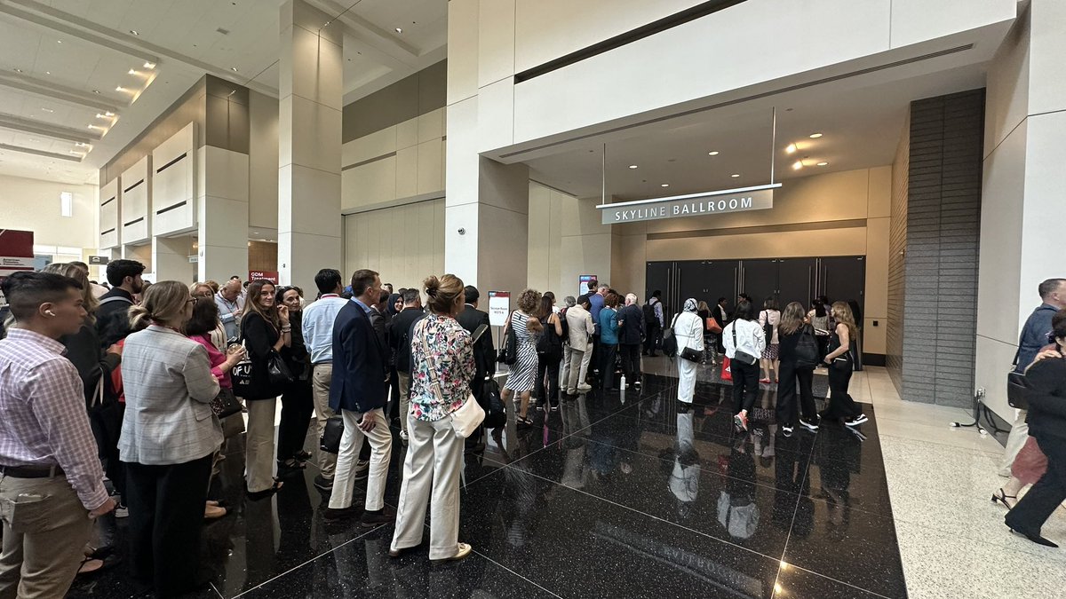 I have been atteending ADA meeting for over 25 years and there has never been such a problem with getting to the halls! And there are no overflow rooms for popular sessions! Shame on the organizers! No one came here and paid the reg fee to queue in line! #adascisessions