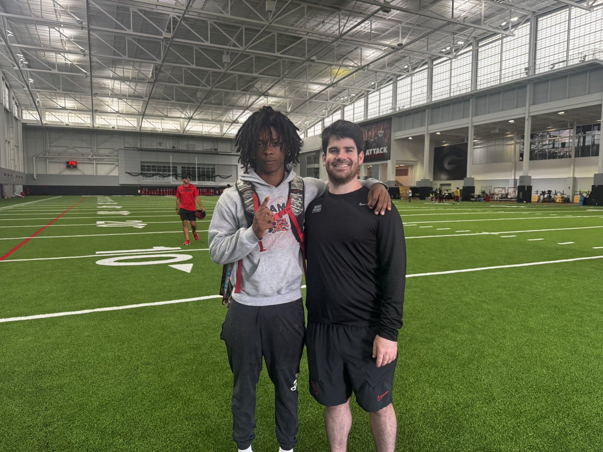 JoNavan Bryant (@jonavanbryant_) on Twitter photo Thank you <a href="/Coach_TRob/">Travaris Robinson</a> <a href="/price_petagna/">Price Petagna</a> <a href="/CoachDee_UGA/">Donte Williams</a> <a href="/coach_thartley/">Todd Hartley</a> <a href="/Coach_AHoughton/">Amber Houghton</a> <a href="/PRAYHUD/">Prather Hudson</a> <a href="/UGAAthletics/">Georgia Bulldogs</a> for investing in me as an Athlete and Person ! Thank you <a href="/Coach_TRob/">Travaris Robinson</a> <a href="/price_petagna/">Price Petagna</a> <a href="/CoachDee_UGA/">Donte Williams</a> <a href="/coach_thartley/">Todd Hartley</a> <a href="/Coach_AHoughton/">Amber Houghton</a> <a href="/PRAYHUD/">Prather Hudson</a> <a href="/UGAAthletics/">Georgia Bulldogs</a> for investing in me as an Athlete and Person !