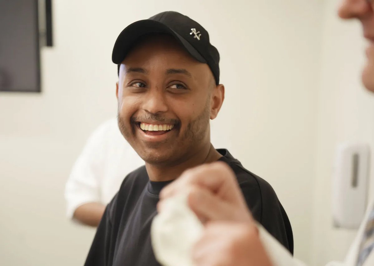 OhioStatePres's tweet image. A historic achievement for our team at Ohio State and all of medicine. I’m thrilled for Khaled and thankful to all those who have given him a chance at a happier, healthier life. dispatch.com/story/news/hea…