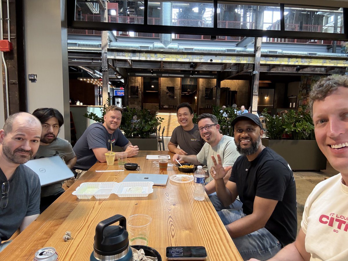 STL_Swift's tweet image. Finally remembered to get a picture this time 😅
Thanks to everyone who came! Had a blast hanging out