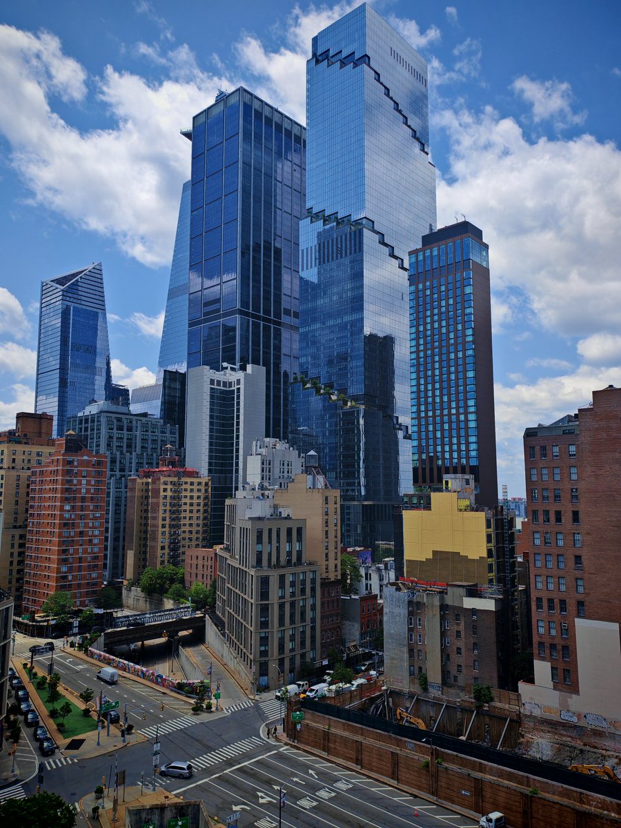 718video tweet media