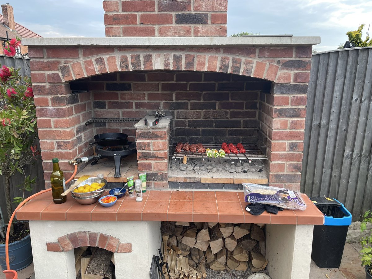 adammitchell07's tweet photo. Beautiful bbq chicken and lamb kebabs with mat cooper seasonings and Bombay potatoes gat in 😁 https://t.co/yBrr6osYIG