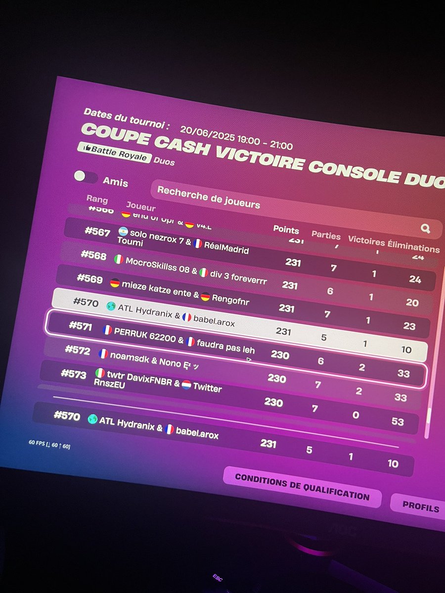 Quand le jeux il veut pas il veut pas w/<a href="/aroxftn/">Arox</a> ( cette fois c’est 10min pour proc une game après top 1, top 4 donc top 90 a 50min de cup gg )
