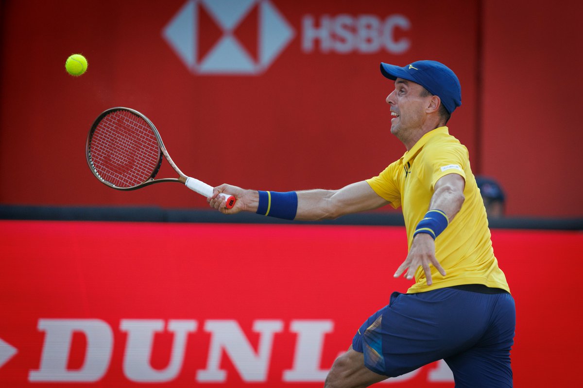 El Partidazo de COPE (@partidazocope) on Twitter photo 🎾 FINAL | Roberto Bautista se ha impuesto a Holger Rune en <a href="/QueensTennis/">HSBC Championships</a>
🇩🇰 Holger Rune 6⃣ 7⃣ 2⃣
🇪🇸 Roberto Bautista 7⃣ 6⃣ 6⃣
✅ Tendremos semifinal española entre Bautista y Alcaraz
📻 #PartidazoCOPE 🎾 FINAL | Roberto Bautista se ha impuesto a Holger Rune en <a href="/QueensTennis/">HSBC Championships</a>
🇩🇰 Holger Rune 6⃣ 7⃣ 2⃣
🇪🇸 Roberto Bautista 7⃣ 6⃣ 6⃣
✅ Tendremos semifinal española entre Bautista y Alcaraz
📻 #PartidazoCOPE