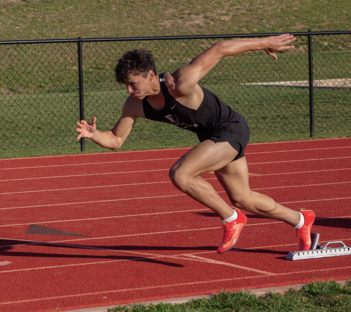 BerryXCTF's tweet image. Last but definitely not least! Excited to announce our last Men’s incoming Viking! A big welcome to Fannin County’s Luke Holsonback! Luke is an all-around athlete who will immediately contribute to our sprints group this fall. 👏👏👏 @MilesplitGA #WeAllRow