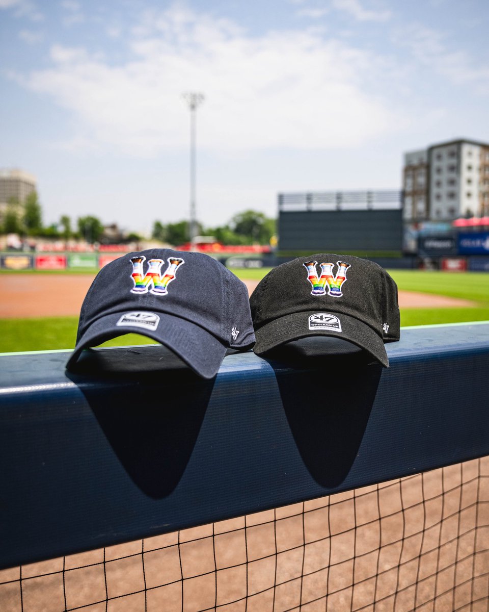 ‼️ GIVEAWAY ALERT‼️ We're giving away three pairs of tickets to Pride at the Park on Sept. 19, presented by Coney Island! 🌈

(1/3)