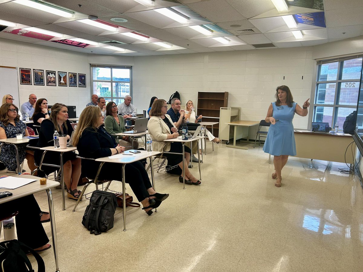 Honored to present AI in Education at #ElevateED2025 for Cherokee County School District! Grateful to share and learn alongside our school leaders as we explore how AI is shaping the future of learning. #AIinEducation #EdLeadership #ElevateTheExcellence