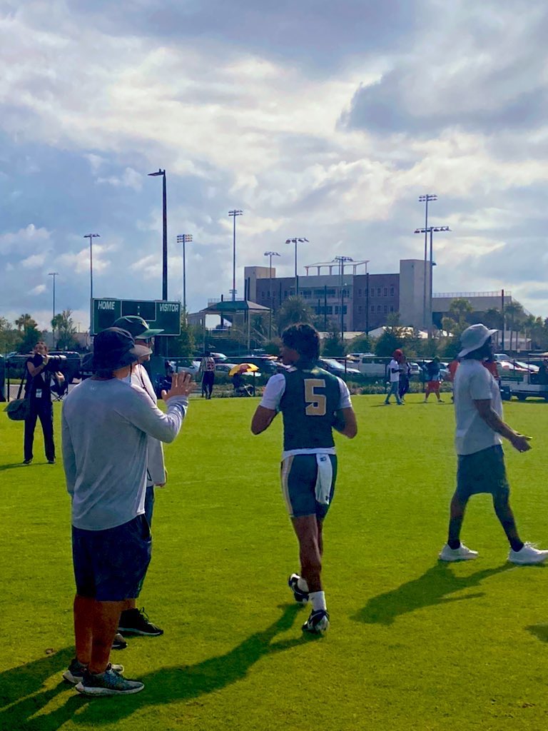 2-0 to start the tournament today, grateful to have facilities for the entire state to come and participate at. #5 Johnathon Williams class of 2028 did a great job helping at QB today and <a href="/Omari2wavy/">Omari Hill</a> class of 2027 did what he did best which is find the endzone! 🏈🦬