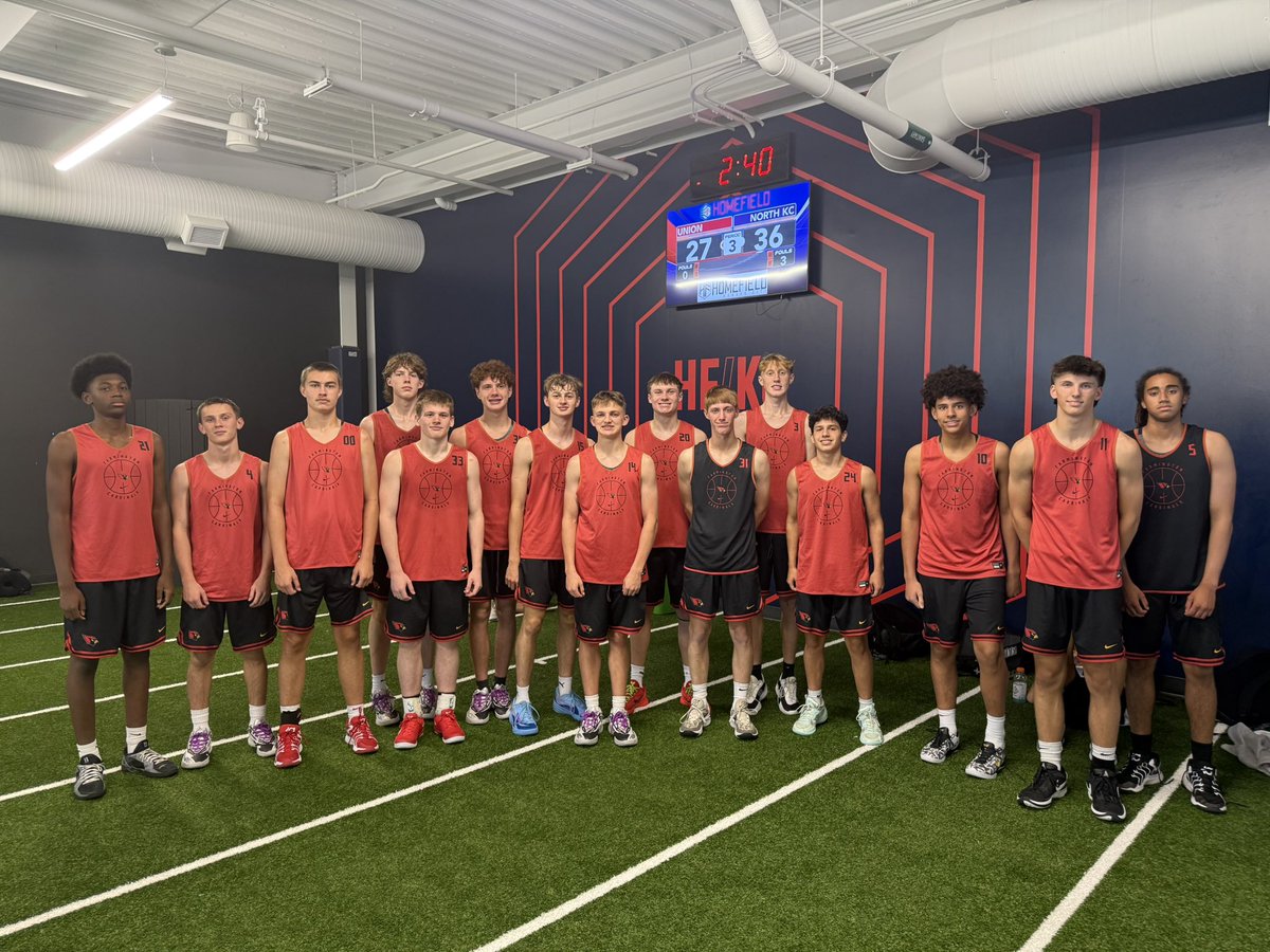 Farmington 43-29 Capital City MO

Press Taylor 13 Pts 3Rb 2Ast
Ben Rockwell 8 Pts 4Rb 1 Ast
Eli Schwartzman 4 Pts 7 Rb 5 Ast
Cole Lentz 6 Pts 2 Rb 
Ethan Kennedy 6 Pts 5 Rb
