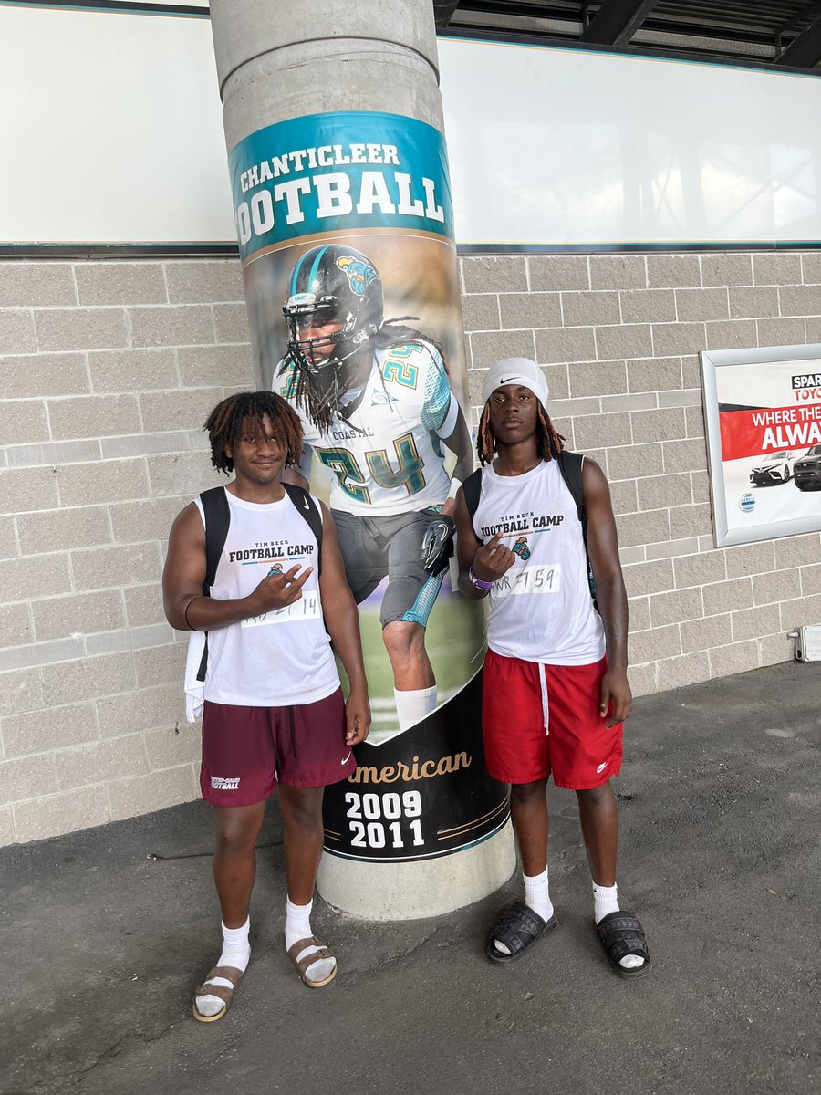 Glad I could come out to compete and get taught by some of the best !!
<a href="/CoachMcCallG/">Grayson McCall</a> 
<a href="/ScottAligo/">𝗦𝗖𝗢𝗧𝗧 𝗔𝗟𝗜𝗚𝗢</a> 
<a href="/CoachCParrott/">Coach Chris Parrott</a> 
<a href="/WA_WildcatsFB/">West Ashley H.S. Football</a> 
<a href="/GrahamRRashad/">Coach Graham</a>