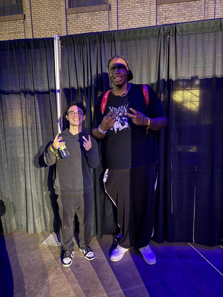 I met my favorite twitter mutual