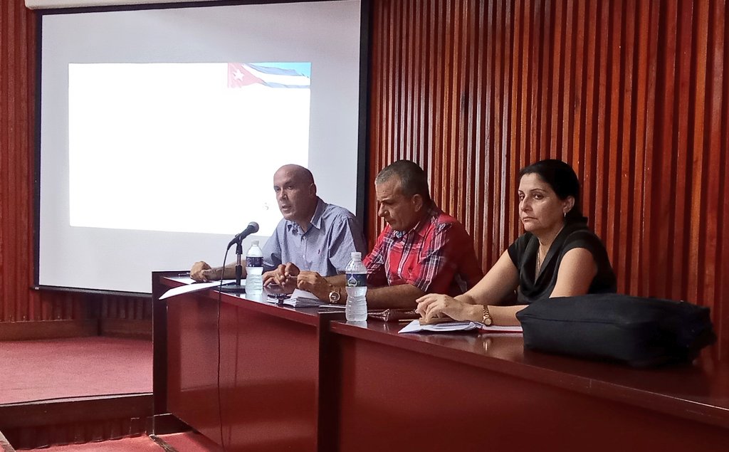 Con la presencia de <a href="/DeivyPrezMartn1/">Deivy Pérez Martín</a> se chequea en #SanctiSpíritusEnMarcha acciones que se desarrollan en el territorio en saludo al 26 de julio. 
#LaLuchaNoHaCesado 🇨🇺