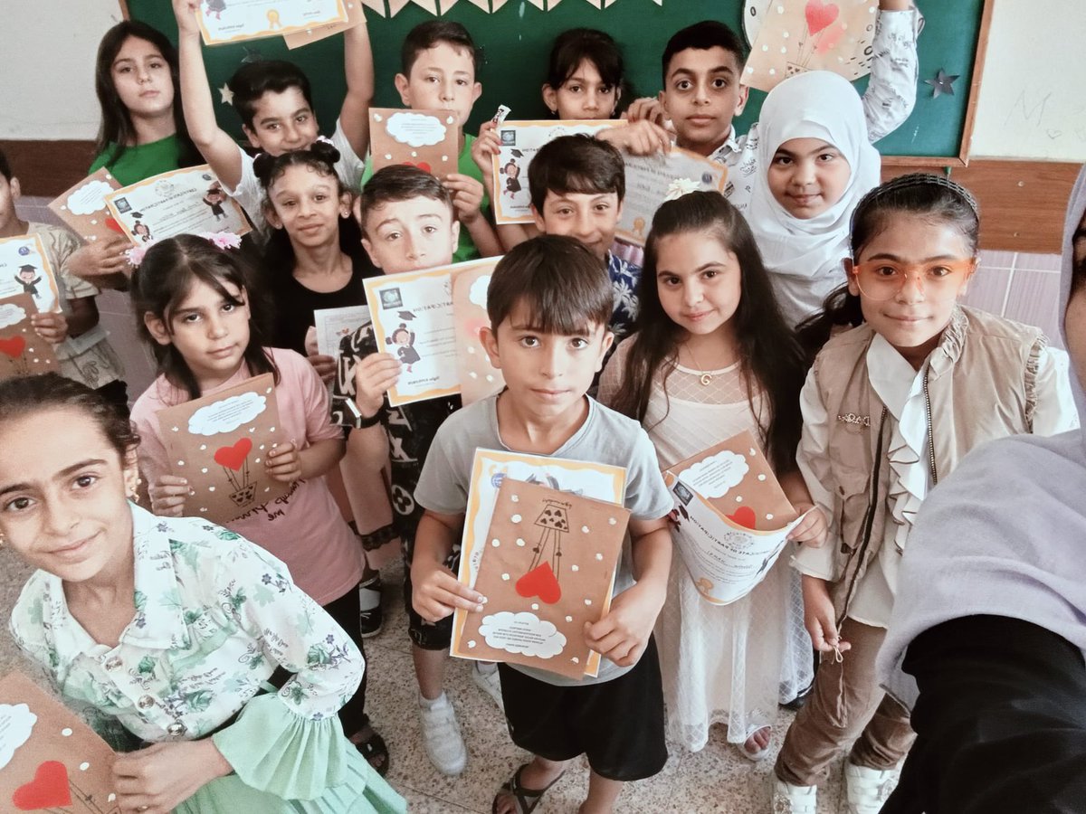 Piktes Uyum Sınıflarımız ve Dil Kurslarımızda karne sevincini Türkçe Ögreticilerimiz ve ögrencilerimizle birlikte paylaştık. Turgut Reis İo. Şehit Seyfi Yozcu İo. Şehit Emre Mücahit Topal İo. <a href="/tufekciyusuf/">Yusuf TÜFEKÇİ</a> <a href="/AdanaMem/">Adana İl Millî Eğitim Müdürlüğü</a> <a href="/hudaverdiyldz/">Hüdaverdi YILDIZ</a> <a href="/projepiktesplus/">PiktesProjesi</a>