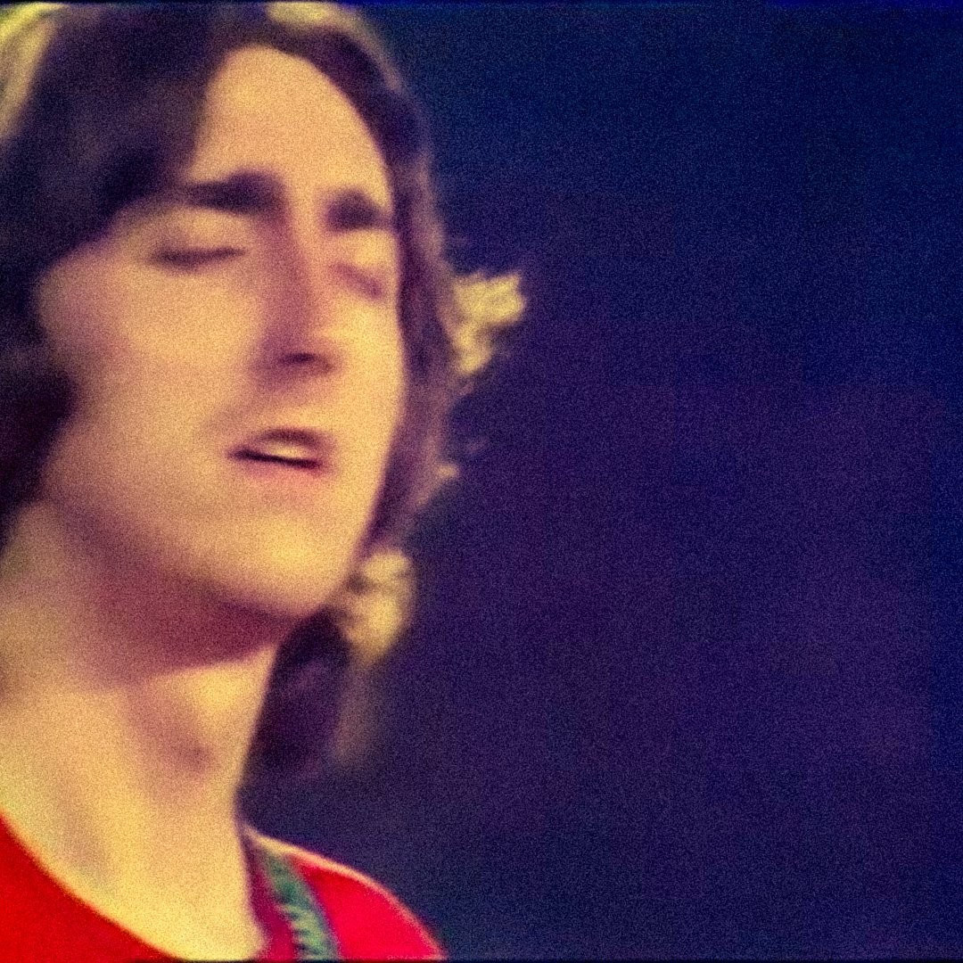 Spread the word...
#Jazz #Music #JazzRock #JazzFusion #ProgRock #AllanHoldsworth #SoftMachine