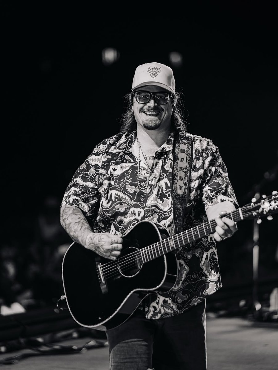 Cheesin' for the weekend 🍻

Listen to HARDY + all of your country favs 🎧: ihr.fm/iHeartCountryX