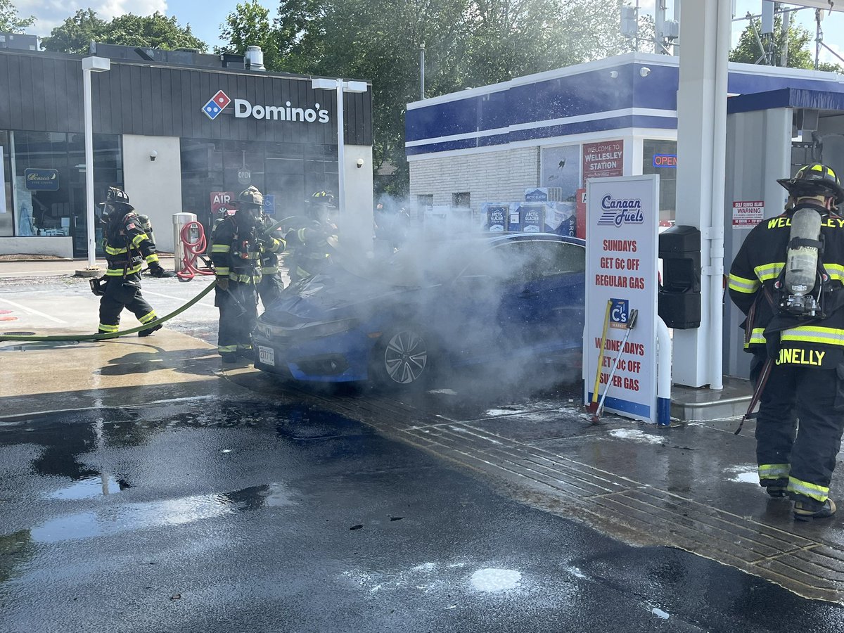 WellesleyPolice's tweet image. TRAFFIC ALERT: A car fire at the gas station on Route 9 east at Weston Road has one lane closed and the ramp to Weston Road closed.