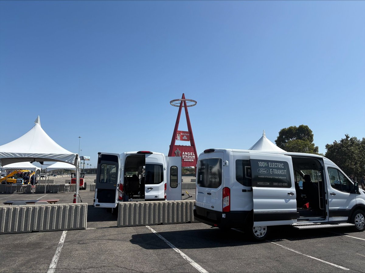 Model 1 Commercial Vehicles tweet media