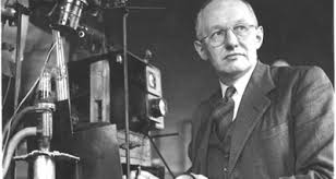 ObscureHistory5's tweet photo. @fasc1nate In 1932, Irish physicist Ernest Walton, along with John Cockcroft, became the first people to successfully split the atom using using a particle accelerator they designed &amp; built at the Cavendish Laboratory in Cambridge, which earned them the Nobel prize in 1951 https://t.co/T1Y0dLZdQ5