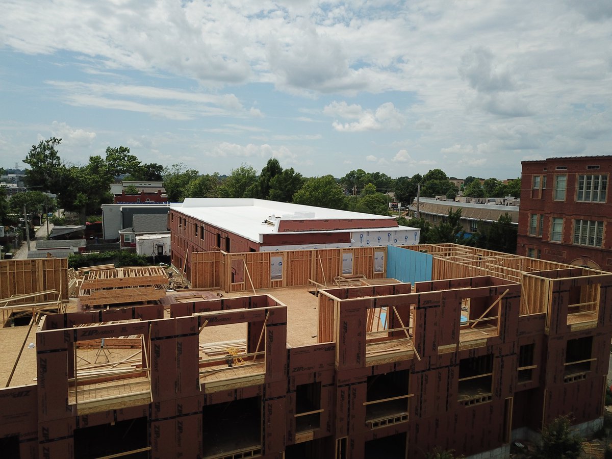 WUMCRC's tweet image. The SW corner of Tower Grove &amp;amp; Vista is transforming rapidly. Soon to be home to new #FPSE residents