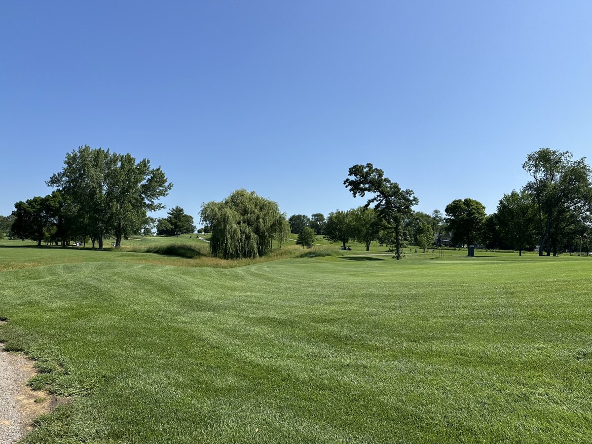 GcsaIowa's tweet image. Thursday was a great day to see more courses in eastern Iowa! Thanks to Jeff at Wahkonsa, Brian at Palmer Hills (including playing a little of the putting course) and Tim at Crow Valley!