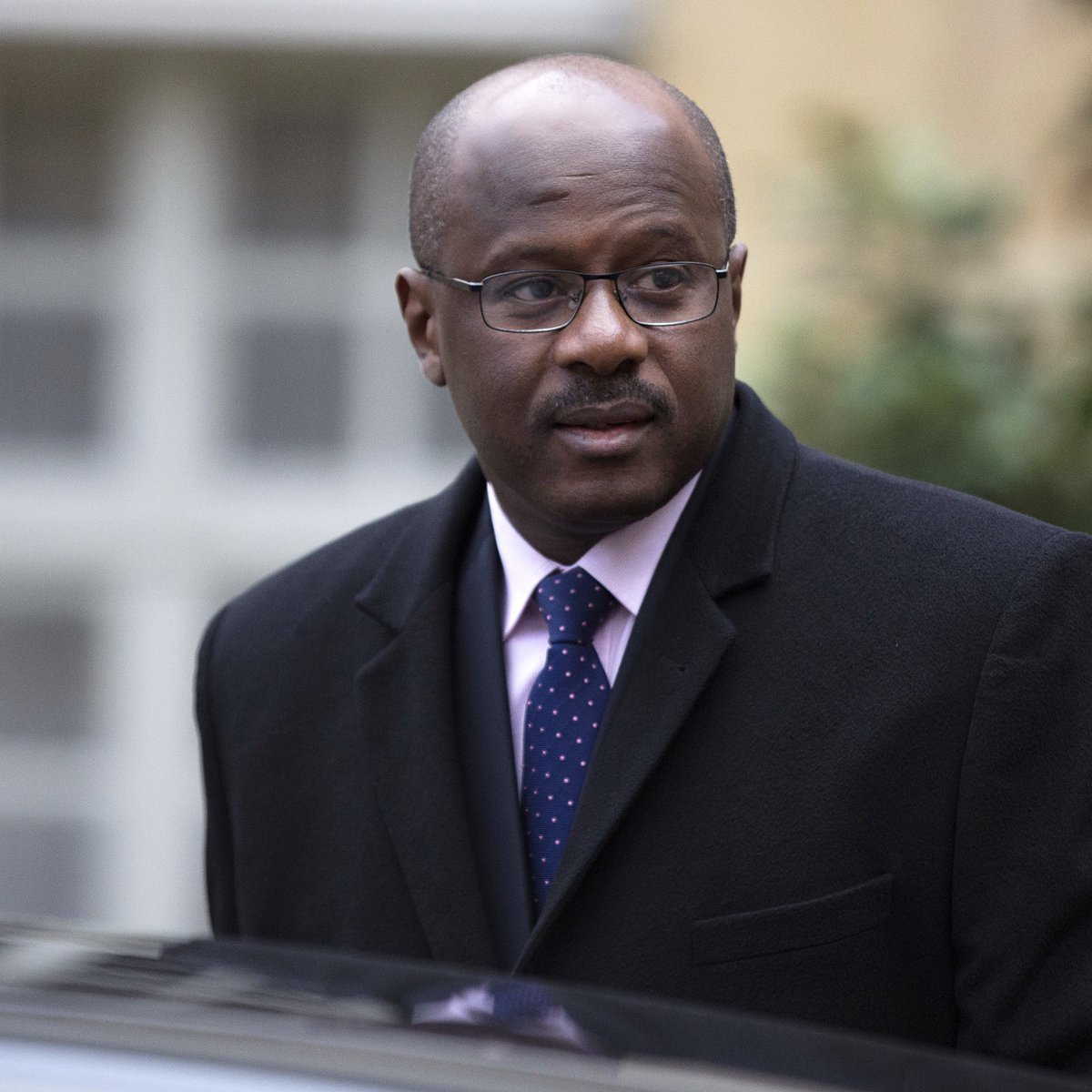 Tournant historique :
Vendredi 20 juin 2025, un ancien Premier ministre a pris la parole devant la Cour, en visioconférence : Oumar Tatam Ly, chef du gouvernement au moment des faits. Un témoignage attendu dans le procès explosif de l’avion présidentiel.  #Mali 🧵⤵️