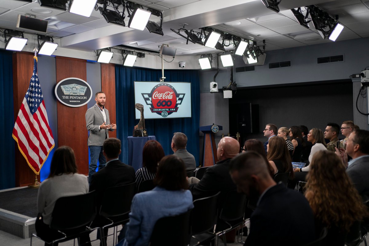 DoD_Outreach tweet picture