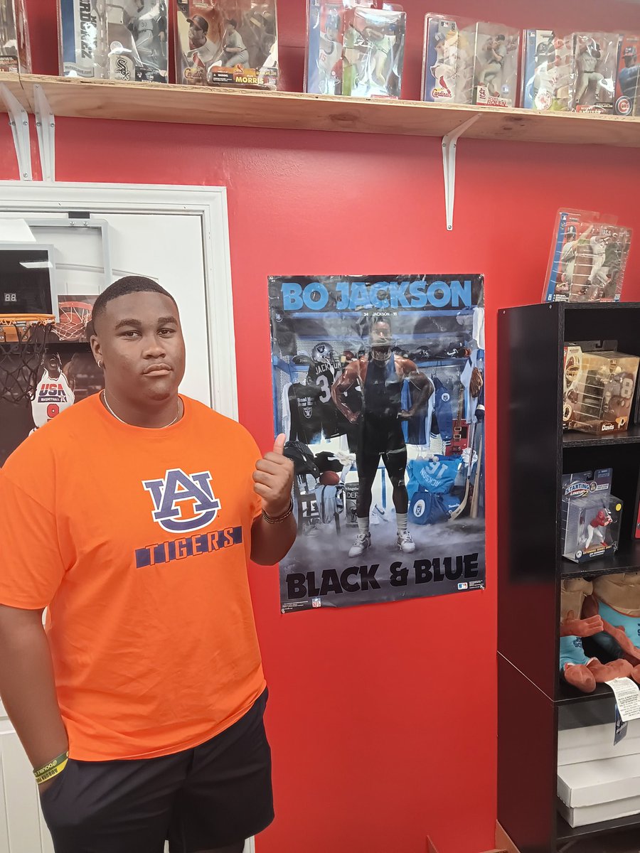 Braylon Cone {27} (@brayloncone) on Twitter photo Braylon KNOWS FOOTBALL π
At work standing next to a poster of a true Auburn legend π 
Braylon Cone 
2027 DL Prospect 
6ft 2inchs / 292 Ibs
Bulloch Academy 
Statesboro GA
2024 GIAA AAAA STATE CHAMPS 
2024 State Championship season film below. 
youtu.be/hHMvye0vk_s?siβ¦ Braylon KNOWS FOOTBALL π
At work standing next to a poster of a true Auburn legend π 
Braylon Cone 
2027 DL Prospect 
6ft 2inchs / 292 Ibs
Bulloch Academy 
Statesboro GA
2024 GIAA AAAA STATE CHAMPS 
2024 State Championship season film below. 
youtu.be/hHMvye0vk_s?siβ¦